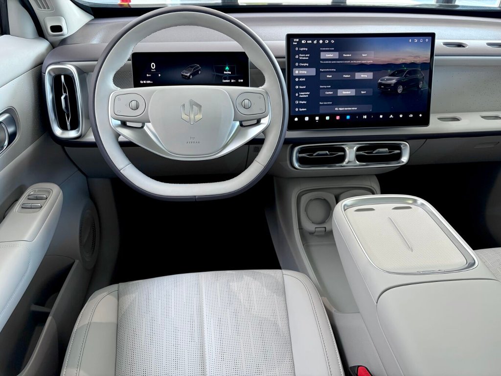 B10 DESIGN 67,1 kWh