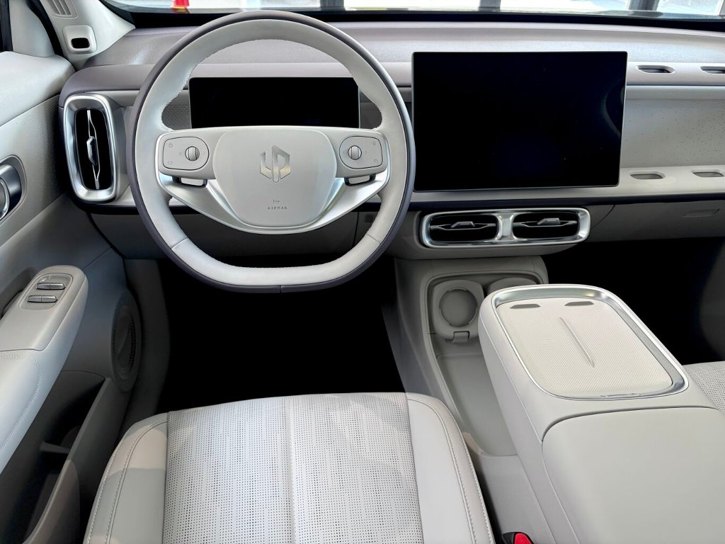 B10 DESIGN 67,1 kWh